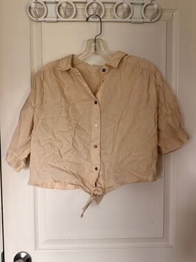 Mod Ref Beige Tie-Front Button Down Shirt
